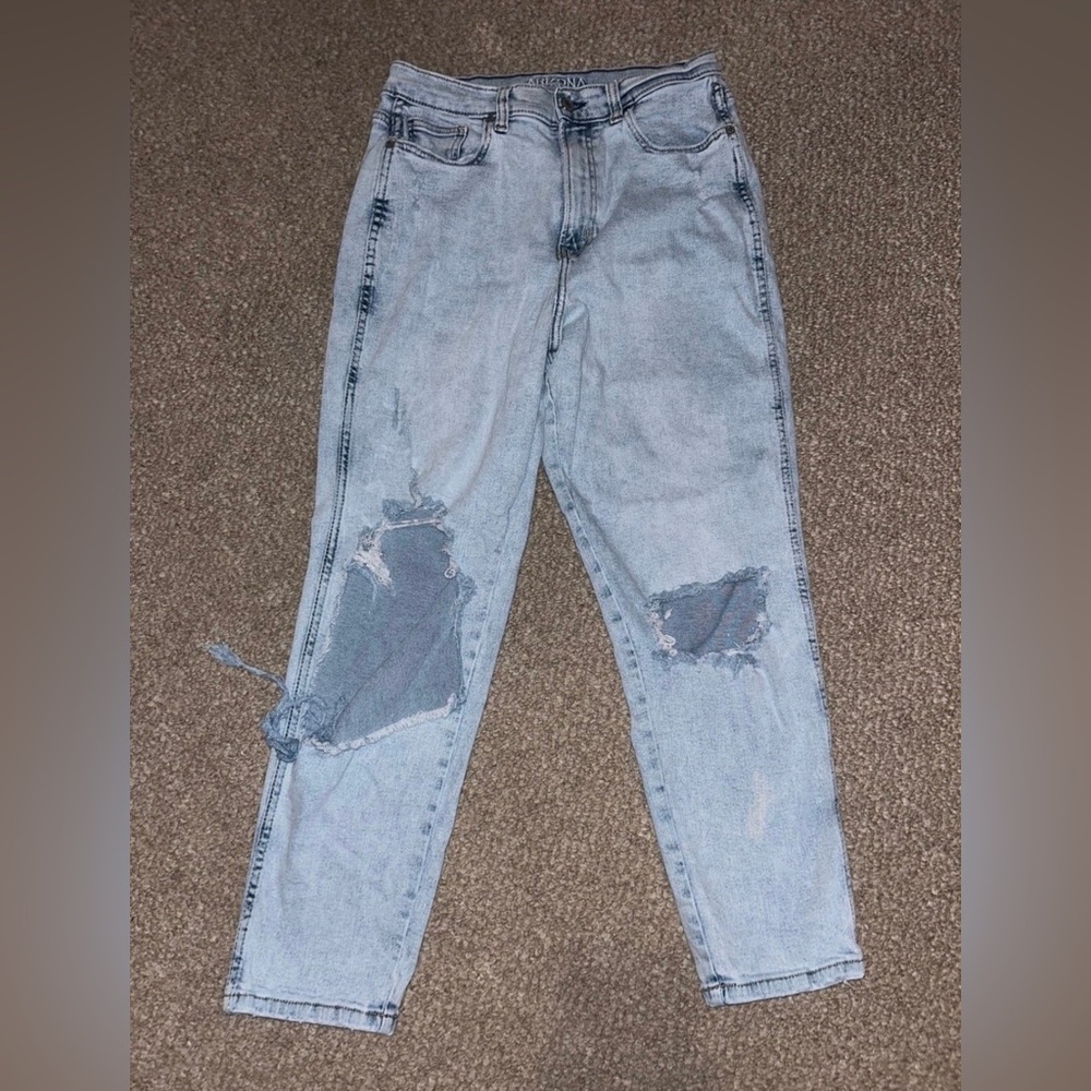 Women’s Ripped Distressed Mom Jeans - Picture 1 of 4
